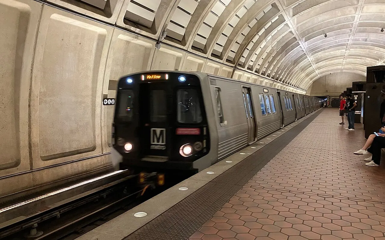 A Yellow Line train at Georgia Avenue–Petworth station